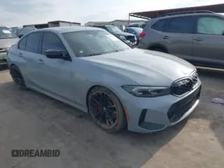 ✅ 2023 BMW 3 Series M340i xDrive • VIN: 3MW49FF09P8C84517 • Lot: 41586394. Wystawiony na IAAI z przebiegiem 25 349 mil. Bezpłatny archiwum sprzedaży aukcyjnych z USA i szczegółowy raport historii pojazdu na DreamBid. Zdjęcie 1.