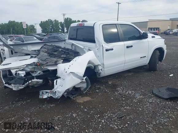 ✅ 2025 Ram 1500 Lone Star • VIN: 1C6SRFBP5SN523328 • Lot: 42976902. Listed on IAAI with 10,443 mi. Free auction sales archive from the USA and detailed vehicle history report at DreamBid. Image 4.