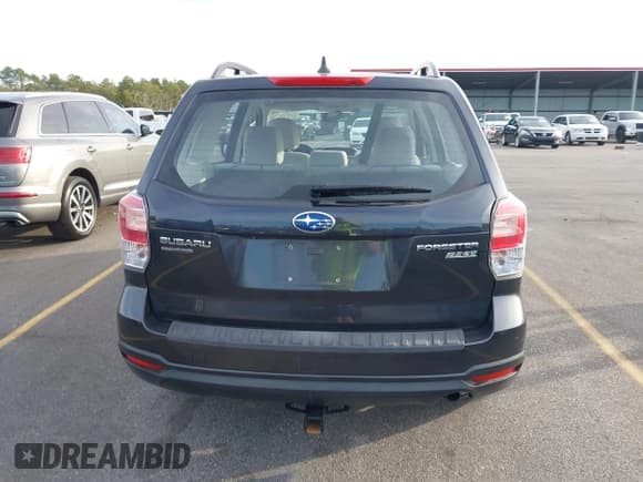 ✅ 2017 Subaru Forester • VIN: JF2SJABC0HH536884 • Lot: 43815309. Wystawiony na IAAI z przebiegiem 110 184 mil. Bezpłatny archiwum sprzedaży aukcyjnych z USA i szczegółowy raport historii pojazdu na DreamBid. Zdjęcie 16.