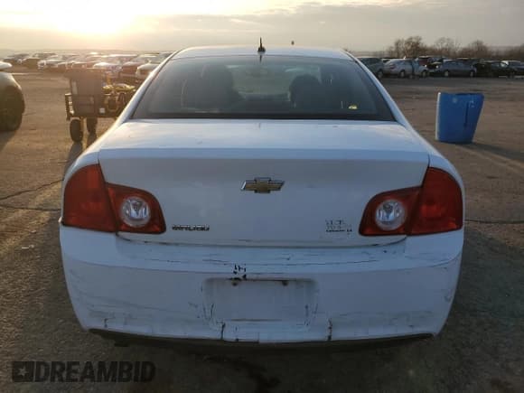 ✅ 2011 Chevrolet Malibu 1LS • VIN: 1G1ZB5E13BF240362 • Lot: 81987914. Listed on Copart with 198,590 mi. Free auction sales archive from the USA and detailed vehicle history report at DreamBid. Image 6.