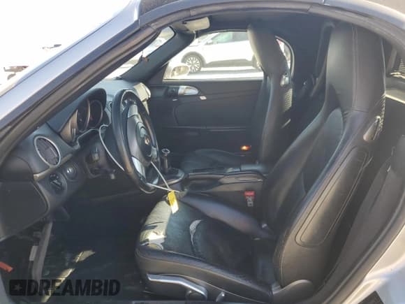 ✅ 2005 Porsche Boxster • VIN: WP0CA298X5U712840 • Lot: 42501855. Wystawiony na Copart z przebiegiem 112 123 mil. Bezpłatny archiwum sprzedaży aukcyjnych z USA i szczegółowy raport historii pojazdu na DreamBid. Zdjęcie 7.