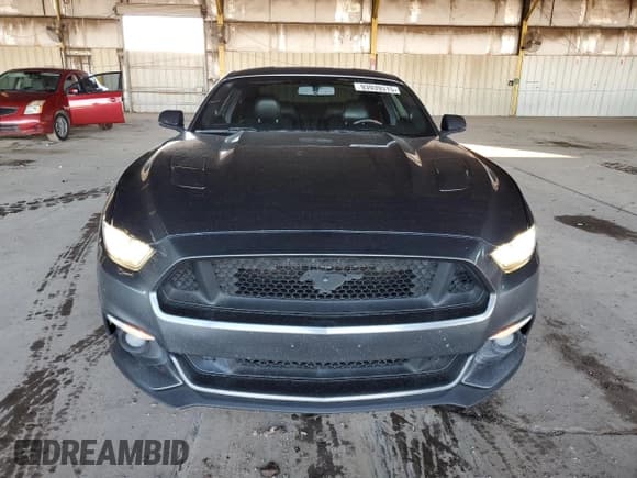 ✅ 2017 Ford Mustang GT • VIN: 1FA6P8CFXH5287193 • Lot: 93939315. Wystawiony na Copart z przebiegiem 128 468 mil. Bezpłatny archiwum sprzedaży aukcyjnych z USA i szczegółowy raport historii pojazdu na DreamBid. Zdjęcie 5.