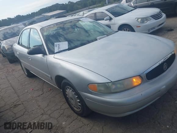 ✅ 2001 Buick Century Custom • VIN: 2G4WS52J611223135 • Lot: 43170032. Listed on IAAI with Not provided. Free auction sales archive from the USA and detailed vehicle history report at DreamBid. Image 1.
