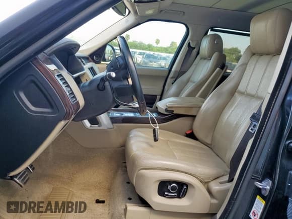 ✅ 2016 Land Rover Range Rover Supercharged • VIN: SALGS3EF1GA258581 • Лот: 62299995. Опубликован ранее на Copart с пробегом 164 419 миль. Бесплатный доступ к архиву аукционных продаж из США и подробный отчёт об истории автомобиля на DreamBid. Изображение 7.