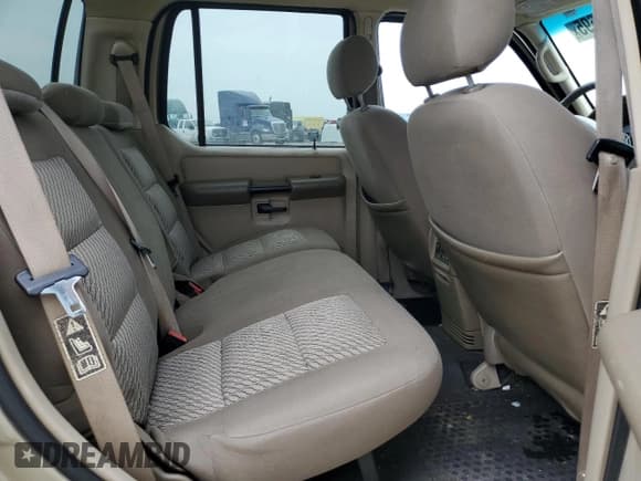 ✅ 2003 Ford Explorer Sport Trac XLS • VIN: 1FMZU67E13UB28854 • Lot: 50653695. Listed on Copart with 179,040 mi. Free auction sales archive from the USA and detailed vehicle history report at DreamBid. Image 11.
