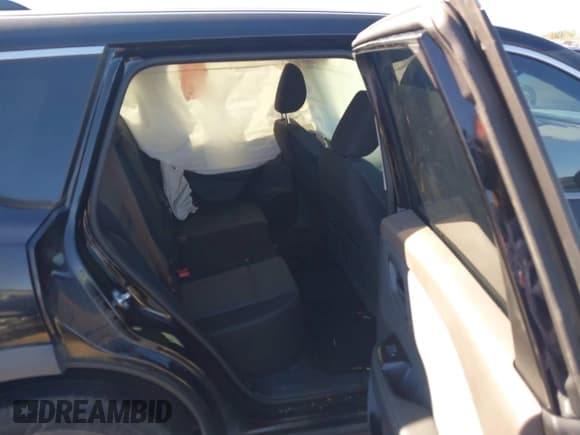 ✅ 2021 Nissan Rogue S • VIN: 5N1AT3AA3MC797087 • Lot: 43572842. Listed on IAAI with 81,407 mi. Free auction sales archive from the USA and detailed vehicle history report at DreamBid. Image 8.