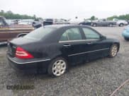 ✅ 2006 Mercedes-Benz C 280 Luxury • VIN: WDBRF92H16F756552 • Lot: 42102736. Wystawiony na IAAI z przebiegiem 201 472 mil. Bezpłatny archiwum sprzedaży aukcyjnych z USA i szczegółowy raport historii pojazdu na DreamBid. Zdjęcie 4.