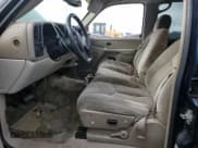 ✅ 2004 Chevrolet Suburban LT • VIN: 3GNEC16Z54G210546 • Лот: 83608544. Опубликован ранее на Copart с пробегом 286 260 миль. Бесплатный доступ к архиву аукционных продаж из США и подробный отчёт об истории автомобиля на DreamBid. Изображение 7.