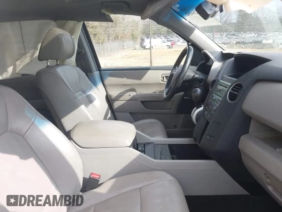 ✅ 2010 Honda Pilot EX-L • VIN: 5FNYF3H67AB016775 • Lot: 41526452. Wystawiony na IAAI z przebiegiem 222 475 mil. Bezpłatny archiwum sprzedaży aukcyjnych z USA i szczegółowy raport historii pojazdu na DreamBid. Zdjęcie 5.