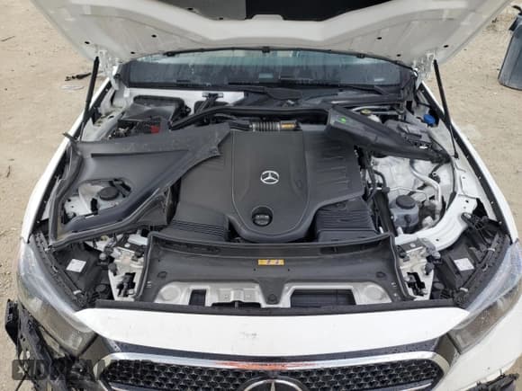 ✅ 2024 Mercedes-Benz E 450 • VIN: W1KLF6BB0RA040864 • Lot: 69080804. Wystawiony na Copart z przebiegiem Nie podano. Bezpłatny archiwum sprzedaży aukcyjnych z USA i szczegółowy raport historii pojazdu na DreamBid. Zdjęcie 13.