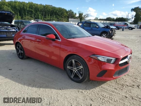 ✅ 2019 Mercedes-Benz A 220 • VIN: WDD3G4FB3KW018412 • Lot: 84763925. Wystawiony na Copart z przebiegiem 80 107 mil. Bezpłatny archiwum sprzedaży aukcyjnych z USA i szczegółowy raport historii pojazdu na DreamBid. Zdjęcie 4.