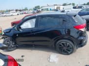 ✅ 2021 Honda HR-V Sport • VIN: 3CZRU6H17MM750021 • Lot: 43051834. Listed on IAAI with 49,240 mi. Free auction sales archive from the USA and detailed vehicle history report at DreamBid. Image 15.