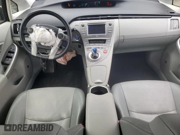 ✅ 2013 Toyota Prius Two • VIN: JTDKN3DU7D0342687 • Лот: 91444895. Опубликован ранее на Copart с пробегом 119 379 миль. Бесплатный доступ к архиву аукционных продаж из США и подробный отчёт об истории автомобиля на DreamBid. Изображение 8.