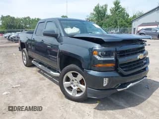 ✅ 2018 Chevrolet Silverado 1500 LT • VIN: 1GCVKREC1JZ120104 • Лот: 42873533. Опубликован ранее на IAAI с пробегом 83 515 миль. Бесплатный доступ к архиву аукционных продаж из США и подробный отчёт об истории автомобиля на DreamBid. Изображение 1.