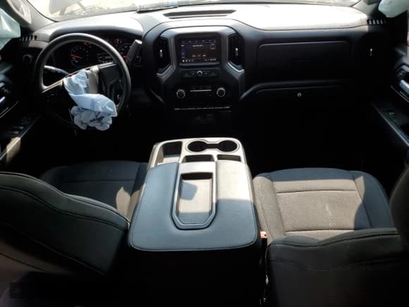 ✅ 2020 Chevrolet Silverado 1500 Custom • VIN: 1GCRYBEK9LZ203166 • Lot: 59391685. Listed on Copart with 70,840 mi. Free auction sales archive from the USA and detailed vehicle history report at DreamBid. Image 8.