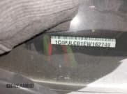 ✅ 2014 Jeep Cherokee Latitude • VIN: 1C4PJLCB1EW162749 • Лот: 43572711. Опубликован ранее на IAAI с пробегом 240 191 миль. Бесплатный доступ к архиву аукционных продаж из США и подробный отчёт об истории автомобиля на DreamBid. Изображение 9.