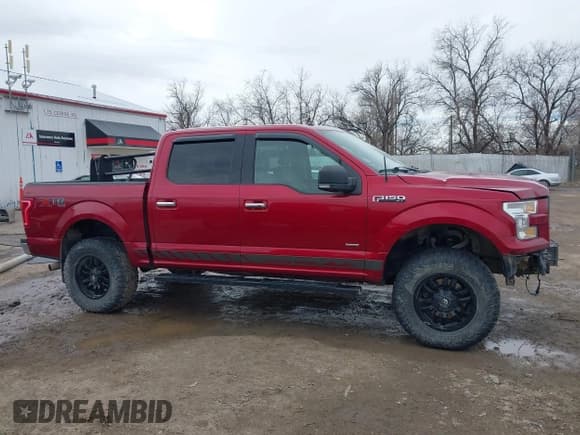 ✅ 2015 Ford F-150 XLT • VIN: 1FTEW1EPXFFC23992 • Lot: 41776957. Wystawiony na IAAI z przebiegiem 149 821 mil. Bezpłatny archiwum sprzedaży aukcyjnych z USA i szczegółowy raport historii pojazdu na DreamBid. Zdjęcie 14.