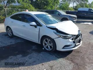 ✅ 2017 Chevrolet Cruze Premier • VIN: 1G1BF5SM8H7267631 • Lot: 43521640. Listed on IAAI with 111,180 mi. Free auction sales archive from the USA and detailed vehicle history report at DreamBid. Image 1.