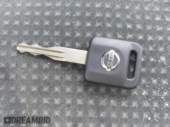 ✅ 2010 Nissan Versa SL • VIN: 3N1BC1CP6AL367460 • Lot: 42910654. Listed on IAAI with 187,938 mi. Free auction sales archive from the USA and detailed vehicle history report at DreamBid. Image 11.