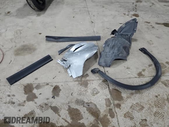 ✅ 2022 Polestar 2 • VIN: LPSED3KA3NL051282 • Lot: 91716625. Wystawiony na Copart z przebiegiem 74 818 mil. Bezpłatny archiwum sprzedaży aukcyjnych z USA i szczegółowy raport historii pojazdu na DreamBid. Zdjęcie 12.