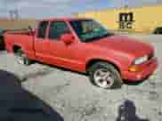 1999 Chevrolet S-10 LS Xtreme with VIN 1GCCS1941X8132361, listed as a Copart auction lot 42027135 with 133,784 mi miles and Clean title. Bid and sale history available at DreamBid. Image 4.