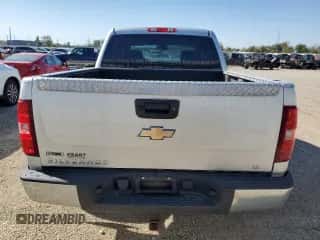 2010 Chevrolet Silverado 1500 LT z VIN 3GCRKSE30AG220722, wystawiony jako Copart lot #85908515 z przebiegiem 176 597 mil mil oraz Szkoda całkowita • Salvage title. Historia ofert i sprzedaży dostępna na DreamBid. Obrazek 6.