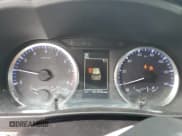 ✅ 2018 Toyota Highlander LE • VIN: 5TDBZRFH0JS841346 • Lot: 58398885. Wystawiony na Copart z przebiegiem 61 935 mil. Bezpłatny archiwum sprzedaży aukcyjnych z USA i szczegółowy raport historii pojazdu na DreamBid. Zdjęcie 9.