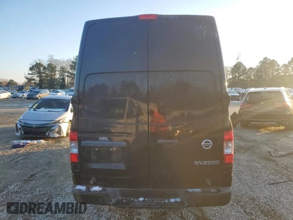 ✅ 2019 Nissan NV Cargo SV • VIN: 1N6BF0LY8KN800847 • Lot: 78624784. Listed on Copart with 134,566 mi. Free auction sales archive from the USA and detailed vehicle history report at DreamBid. Image 6.