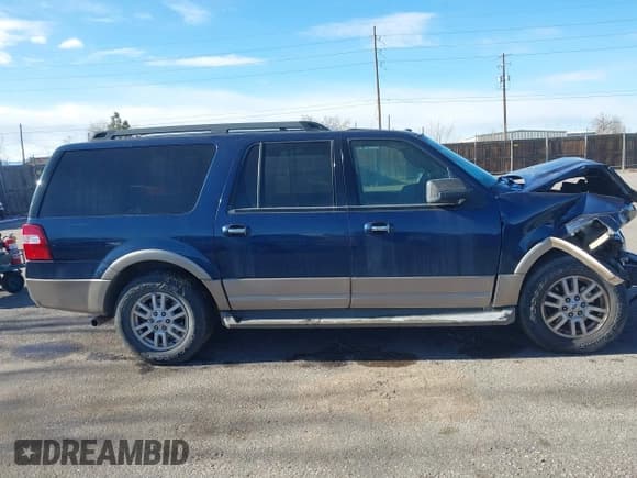 ✅ 2013 Ford Expedition Max XLT • VIN: 1FMJK1J53DEF43877 • Лот: 41315831. Опубликован ранее на IAAI с пробегом Не указан. Бесплатный доступ к архиву аукционных продаж из США и подробный отчёт об истории автомобиля на DreamBid. Изображение 14.
