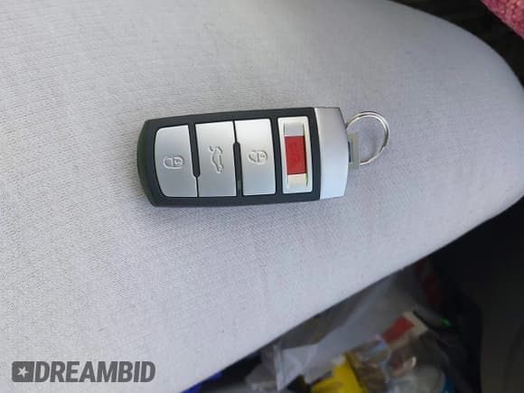 ✅ 2006 Volkswagen Passat Value Edition • VIN: WVWAK73C96P095705 • Lot: 43636771. Listed on IAAI with 222,848 mi. Free auction sales archive from the USA and detailed vehicle history report at DreamBid. Image 11.