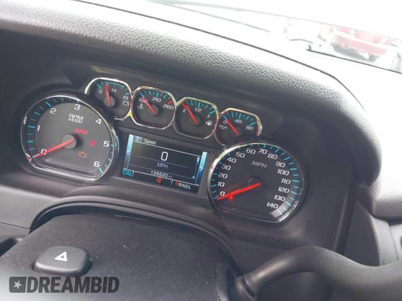 ✅ 2017 Chevrolet Tahoe LT • VIN: 1GNSKBKC7HR118244 • Lot: 42849346. Listed on IAAI with 126,620 mi. Free auction sales archive from the USA and detailed vehicle history report at DreamBid. Image 7.