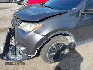 ✅ 2015 Toyota RAV4 LE • VIN: 2T3ZFREV8FW206007 • Lot: 43664335. Wystawiony na IAAI z przebiegiem 163 875 mil. Bezpłatny archiwum sprzedaży aukcyjnych z USA i szczegółowy raport historii pojazdu na DreamBid. Zdjęcie 6.