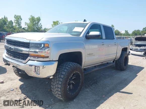 ✅ 2017 Chevrolet Silverado 1500 LT • VIN: 3GCUKREC7HG302606 • Лот: 42981461. Опубликован ранее на IAAI с пробегом 125 537 миль. Бесплатный доступ к архиву аукционных продаж из США и подробный отчёт об истории автомобиля на DreamBid. Изображение 2.