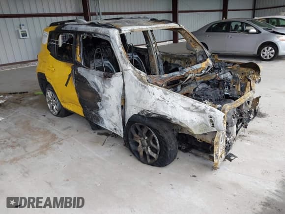 ✅ 2017 Jeep Renegade Latitude • VIN: ZACCJABB0HPE49909 • Лот: 42314328. Опубликован ранее на IAAI с пробегом 118 848 миль. Бесплатный доступ к архиву аукционных продаж из США и подробный отчёт об истории автомобиля на DreamBid. Изображение 1.