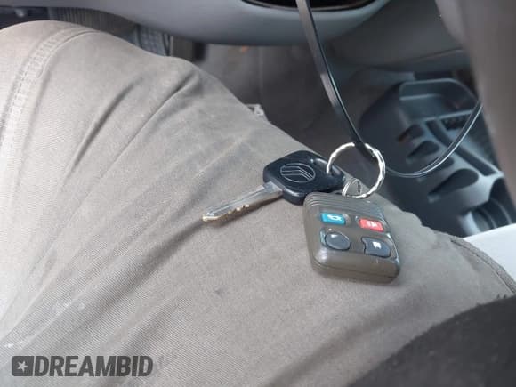 ✅ 2000 Mercury Grand Marquis GS • VIN: 2MEFM74W2YX7FFIJD • Lot: 42654426. Wystawiony na IAAI z przebiegiem 130 558 mil. Bezpłatny archiwum sprzedaży aukcyjnych z USA i szczegółowy raport historii pojazdu na DreamBid. Zdjęcie 11.