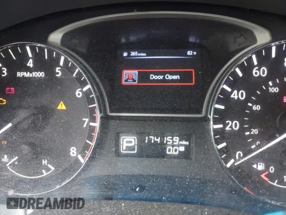 ✅ 2014 Nissan Pathfinder S • VIN: 5N1AR2MN7EC687782 • Lot: 42272724. Listed on IAAI with 174,159 mi. Free auction sales archive from the USA and detailed vehicle history report at DreamBid. Image 7.