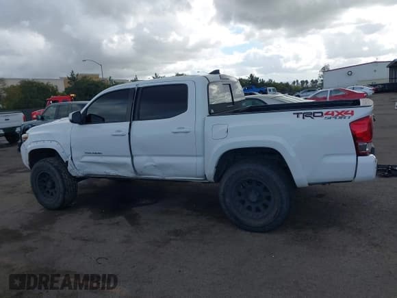 ✅ 2017 Toyota Tacoma SR5 • VIN: 3TMCZ5AN5HM078728 • Лот: 43722945. Опубликован ранее на IAAI с пробегом 143 193 миль. Бесплатный доступ к архиву аукционных продаж из США и подробный отчёт об истории автомобиля на DreamBid. Изображение 15.
