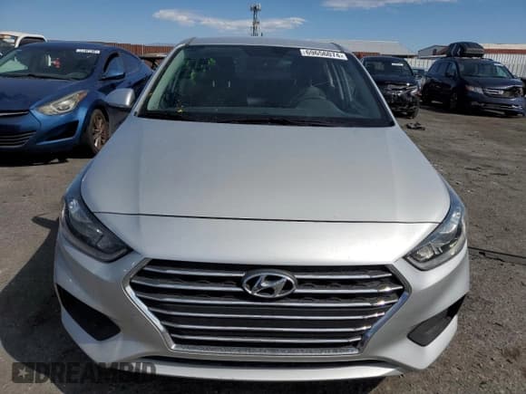 ✅ 2020 Hyundai Accent SE • VIN: 3KPC24A63LE092458 • Lot: 69656074. Wystawiony na Copart z przebiegiem 42 907 mil. Bezpłatny archiwum sprzedaży aukcyjnych z USA i szczegółowy raport historii pojazdu na DreamBid. Zdjęcie 5.