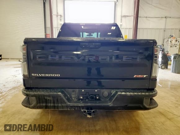 ✅ 2019 Chevrolet Silverado 1500 RST • VIN: 1GCUWDED8KZ162492 • Lot: 68530545. Listed on Copart with 105,292 mi. Free auction sales archive from the USA and detailed vehicle history report at DreamBid. Image 6.