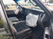 ✅ 2017 Ford Expedition Max XLT • VIN: 1FMJK1JT6HEA01144 • Lot: 40183531. Wystawiony na IAAI z przebiegiem 137 417 mil. Bezpłatny archiwum sprzedaży aukcyjnych z USA i szczegółowy raport historii pojazdu na DreamBid. Zdjęcie 5.