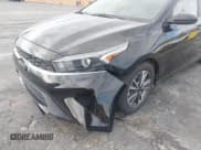 ✅ 2022 Kia Forte LXS • VIN: 3KPF24AD3NE415986 • Lot: 43734254. Wystawiony na IAAI z przebiegiem 68 075 mil. Bezpłatny archiwum sprzedaży aukcyjnych z USA i szczegółowy raport historii pojazdu na DreamBid. Zdjęcie 6.