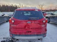 ✅ 2019 Ford Escape Titanium • VIN: 1FMCU9J93KUA60123 • Lot: 94543525. Wystawiony na Copart z przebiegiem 120 255 mil. Bezpłatny archiwum sprzedaży aukcyjnych z USA i szczegółowy raport historii pojazdu na DreamBid. Zdjęcie 6.