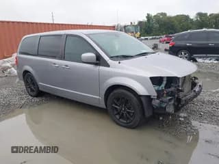 ✅ 2020 Dodge Grand Caravan SXT • VIN: 2C4RDGCG5LR249028 • Лот: 43429696. Опубликован ранее на IAAI с пробегом 92 000 миль. Бесплатный доступ к архиву аукционных продаж из США и подробный отчёт об истории автомобиля на DreamBid. Изображение 1.