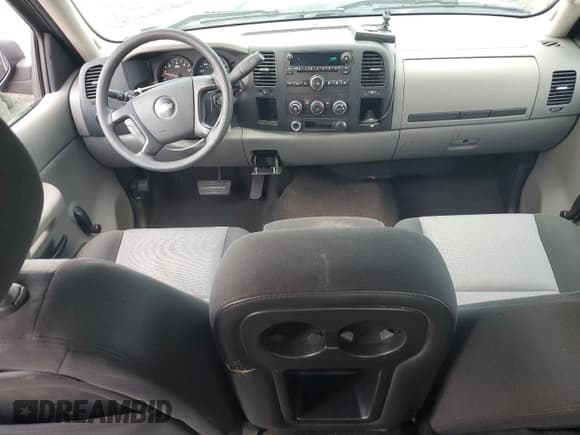 ✅ 2009 Chevrolet Silverado 1500 Work Truck • VIN: 1GCEC19X09Z100286 • Lot: 64410755. Wystawiony na Copart z przebiegiem 125 081 mil. Bezpłatny archiwum sprzedaży aukcyjnych z USA i szczegółowy raport historii pojazdu na DreamBid. Zdjęcie 8.