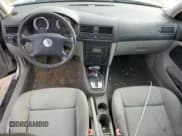 ✅ 2004 Volkswagen Jetta GL • VIN: 3VWRA69M74M041948 • Lot: 81754094. Listed on Copart with 106,125 mi. Free auction sales archive from the USA and detailed vehicle history report at DreamBid. Image 8.