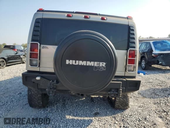 ✅ 2005 Hummer H2 SUV • VIN: 5GRGN23U65H111864 • Лот: 81324085. Опубликован ранее на Copart с пробегом 179 284 миль. Бесплатный доступ к архиву аукционных продаж из США и подробный отчёт об истории автомобиля на DreamBid. Изображение 6.