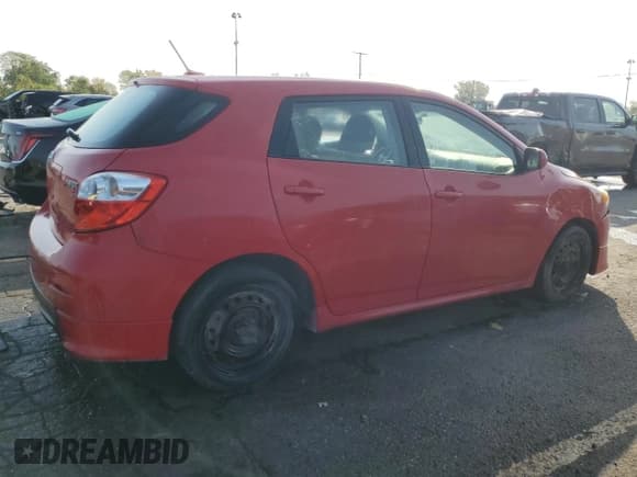 ✅ 2009 Toyota Matrix S • VIN: 2T1KE40E29C021724 • Лот: 71613605. Опубликован ранее на Copart с пробегом 230 501 миль. Бесплатный доступ к архиву аукционных продаж из США и подробный отчёт об истории автомобиля на DreamBid. Изображение 3.