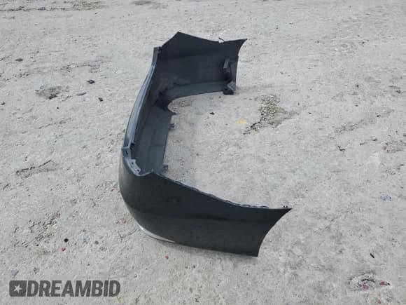 ✅ 2017 Acura RLX Technology • VIN: JH4KC1F5XHC000136 • Lot: 72241244. Listed on Copart with 76,499 mi. Free auction sales archive from the USA and detailed vehicle history report at DreamBid. Image 12.