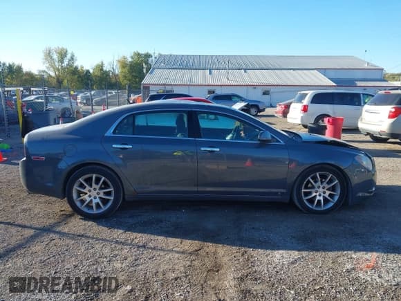 ✅ 2009 Chevrolet Malibu LTZ • VIN: 1G1ZK577X94247073 • Lot: 43518060. Listed on IAAI with 137,403 mi. Free auction sales archive from the USA and detailed vehicle history report at DreamBid. Image 14.
