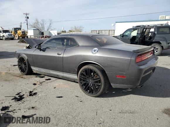 ✅ 2013 Dodge Challenger SXT • VIN: 2C3CDYAG7DH648081 • Lot: 84660744. Wystawiony na Copart z przebiegiem Nie podano. Bezpłatny archiwum sprzedaży aukcyjnych z USA i szczegółowy raport historii pojazdu na DreamBid. Zdjęcie 2.